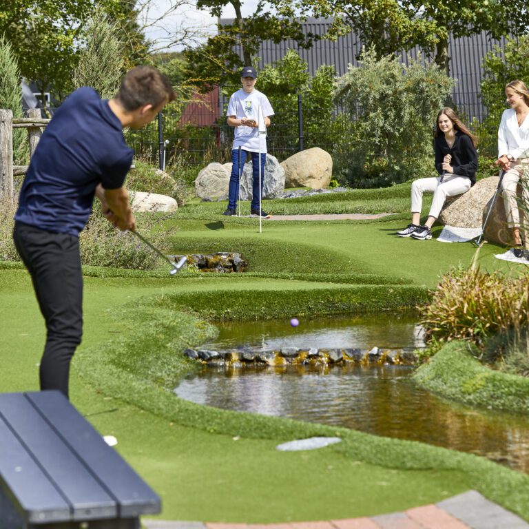HimmerLand-Aktiviteter-Adventure-Minigolf